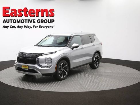 Used 2024 Mitsubishi Outlander SE FWD image 55