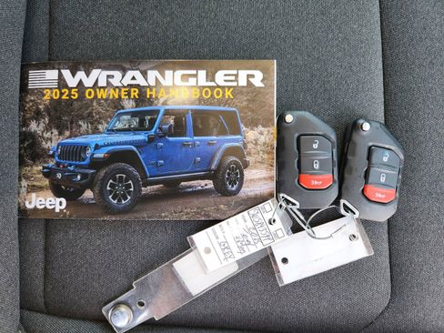 Certified 2025 Jeep Wrangler Sahara w/ Safety Group image 42