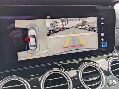 Used 2021 Mercedes-Benz E 350 Sedan image 15