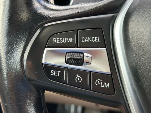 Used 2021 BMW 330i xDrive Sedan w/ Convenience Package image 32