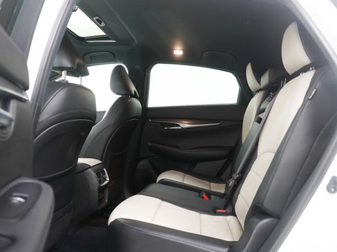 Used 2024 INFINITI QX55 Luxe image 18