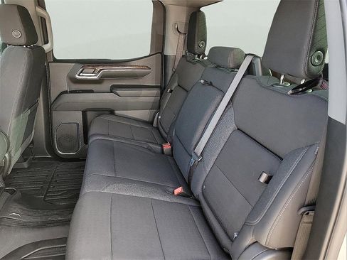 Used 2024 GMC Sierra 1500 Elevation w/ LPO, Elevation Black Package image 13