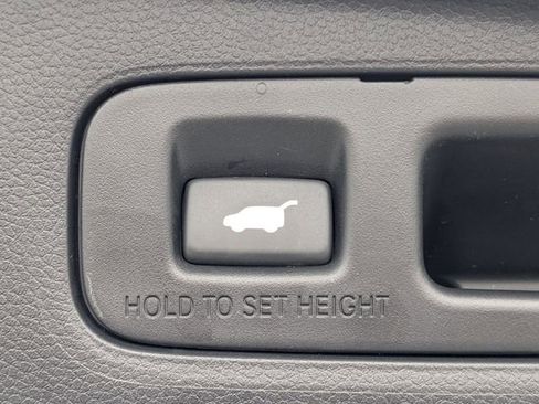 Used 2023 Honda CR-V EX-L image 13