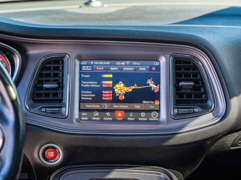 Used 2023 Dodge Challenger SRT Hellcat w/ Driver Convenience Group image 32