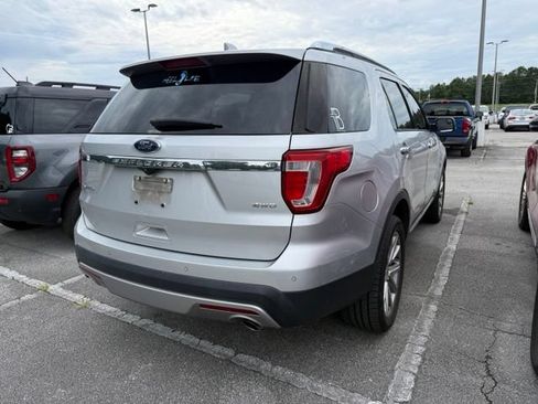 Used 2017 Ford Explorer Limited AWD/4WD image 3