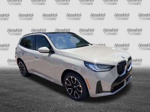Used 2026 BMW X3 xDrive30i w/ Premium Package AWD/4WD image 2