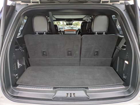 Used 2019 Lincoln Navigator Reserve image 18