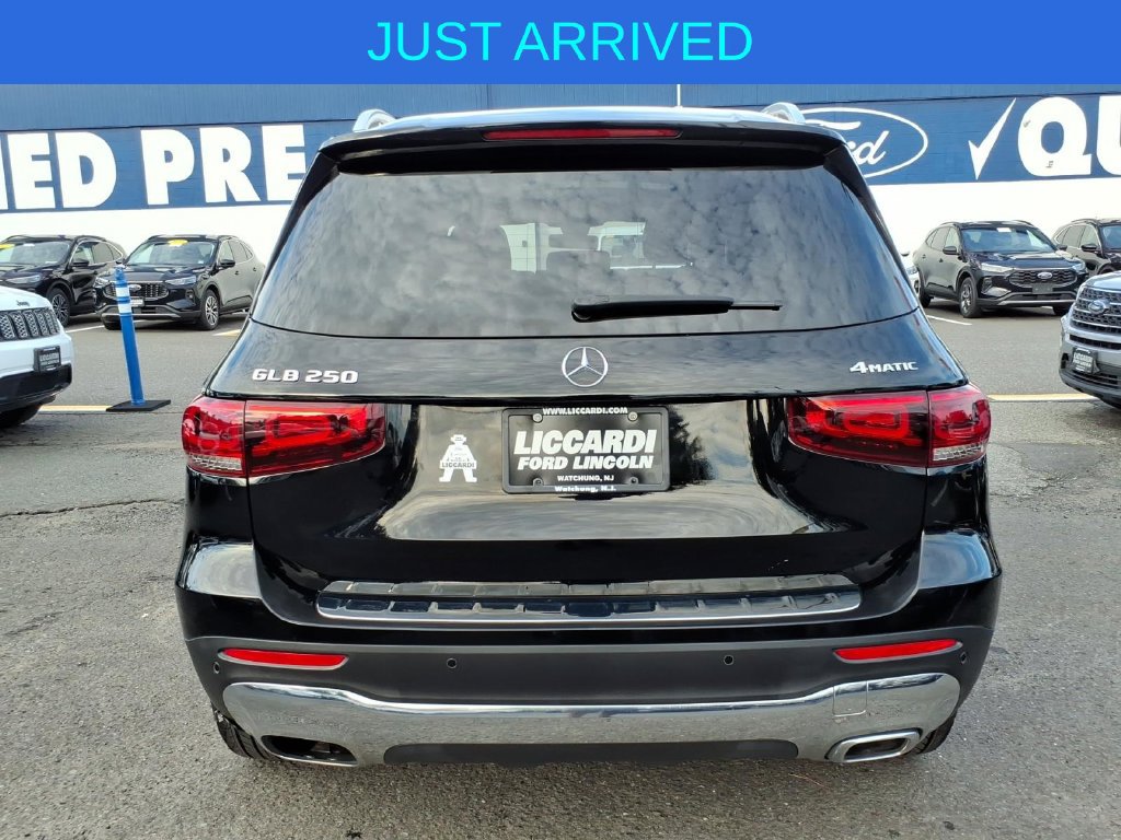 Used 2020 Mercedes-Benz GLB 250 4MATIC image 5