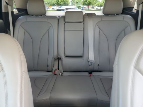 Used 2021 Lincoln Nautilus Reserve AWD/4WD image 19
