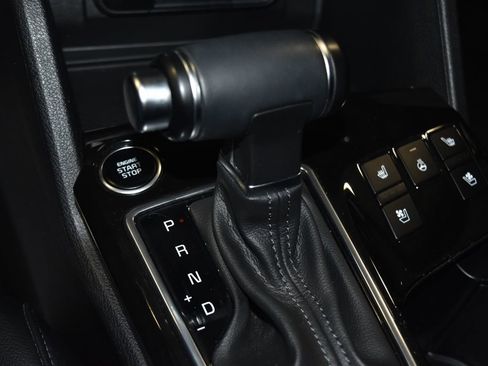 Used 2023 Kia Sportage SX image 16