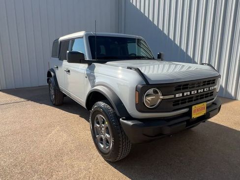 New 2026 Ford Bronco Big Bend AWD/4WD image 2