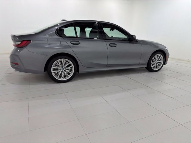 Certified 2023 BMW 330i xDrive Sedan w/ Driving Assistance Package AWD/4WD image 6