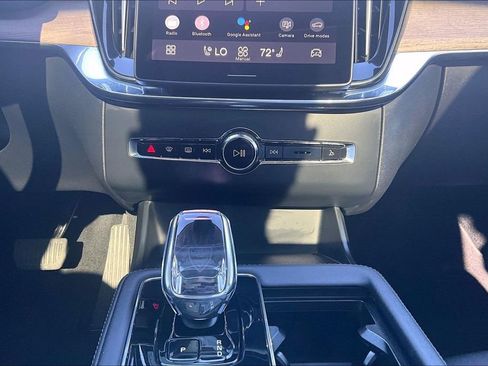 Used 2025 Volvo XC90 B6 Plus image 42