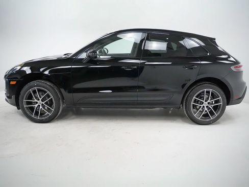 Certified 2026 Porsche Macan AWD/4WD image 2