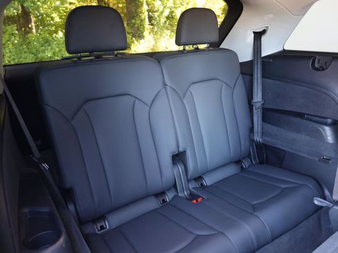 Used 2021 Audi Q7 3.0T Premium Plus image 28