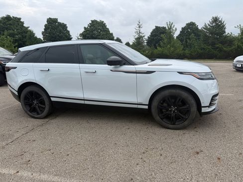 Used 2019 Land Rover Range Rover Velar R-Dynamic SE AWD/4WD image 4
