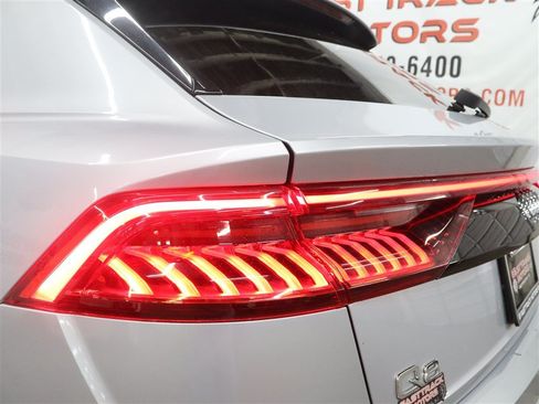 Used 2019 Audi Q8 Premium Plus w/ Premium Plus AWD/4WD image 11