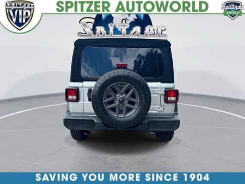 Used 2024 Jeep Wrangler Unlimited Sport AWD/4WD image 8