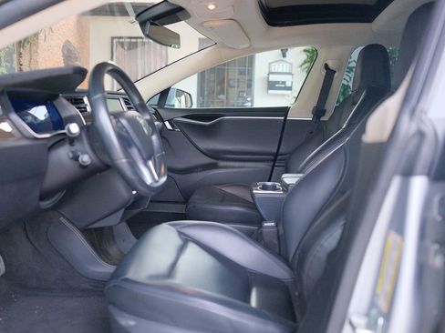 Used 2016 Tesla Model S P90D image 13