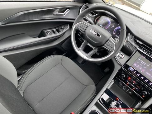 New 2025 Jeep Grand Cherokee Laredo X w/ Luxury Tech Group I image 21