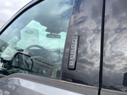 Used 2024 Ford F350 Lariat w/ Black Appearance Package image 19