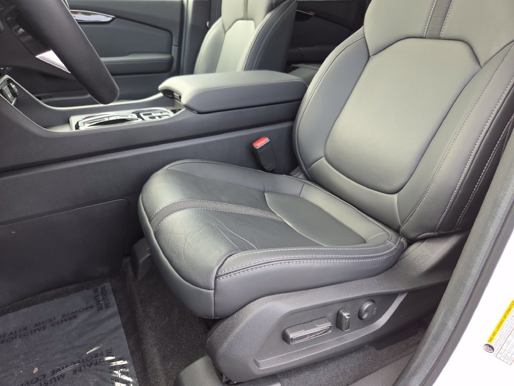 Certified 2025 Honda Pilot Touring image 34