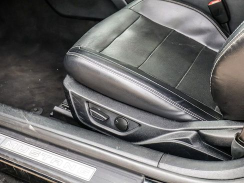 Used 2022 Ford Mustang GT Premium image 22