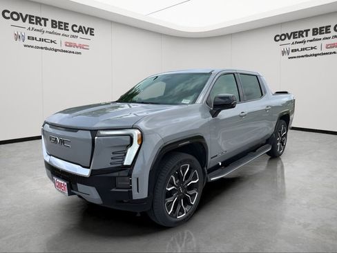 New 2025 GMC Sierra EV Denali image 5
