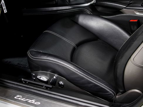 Used 2011 Porsche 911 Turbo image 18