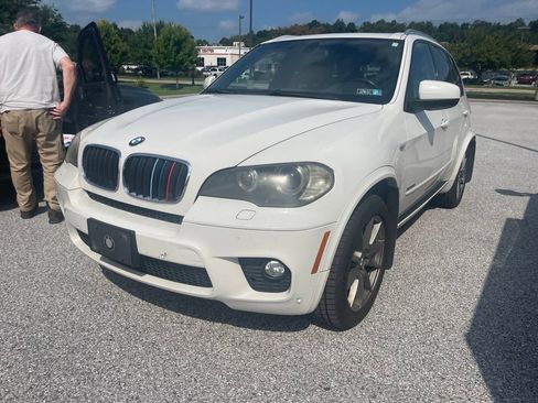 Used 2011 BMW X5 xDrive35i AWD/4WD image 2