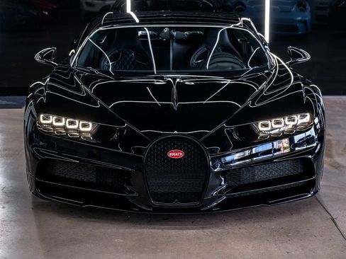 Used 2018 Bugatti Chiron AWD/4WD image 4