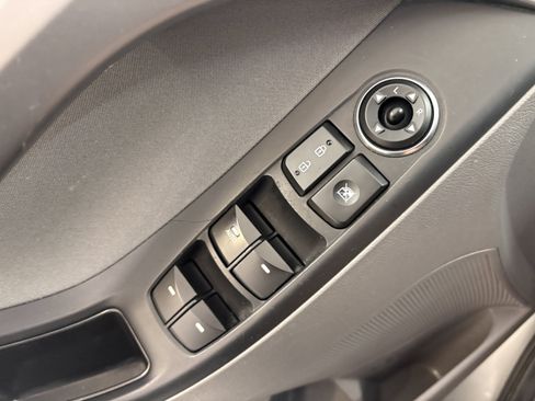 Used 2015 Hyundai Elantra SE w/ Option Group 02 FWD image 23