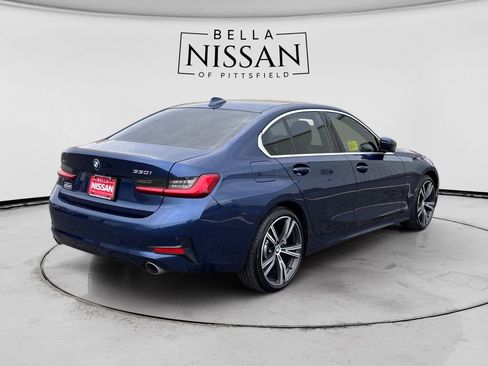 Used 2020 BMW 330i xDrive Sedan w/ Convenience Package AWD/4WD image 5