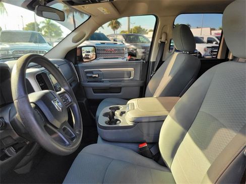 Used 2017 RAM 1500 Classic SLT image 18