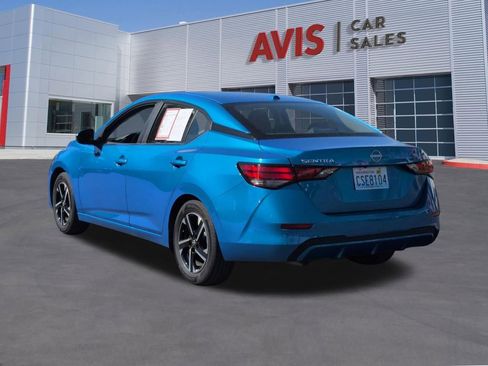 Used 2025 Nissan Sentra SV image 9