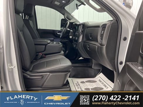 Used 2022 Chevrolet Silverado 2500 W/T AWD/4WD image 15