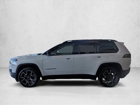 New 2026 Jeep Cherokee Overland image 9