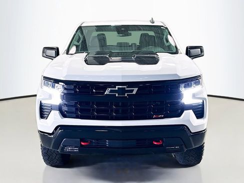 Used 2024 Chevrolet Silverado 1500 LT Trail Boss AWD/4WD image 4