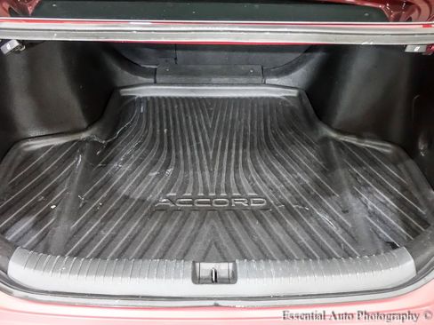 Used 2025 Honda Accord SE image 27