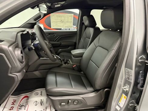 New 2025 Chevrolet Colorado Trail Boss w/ Midnight Edition image 11