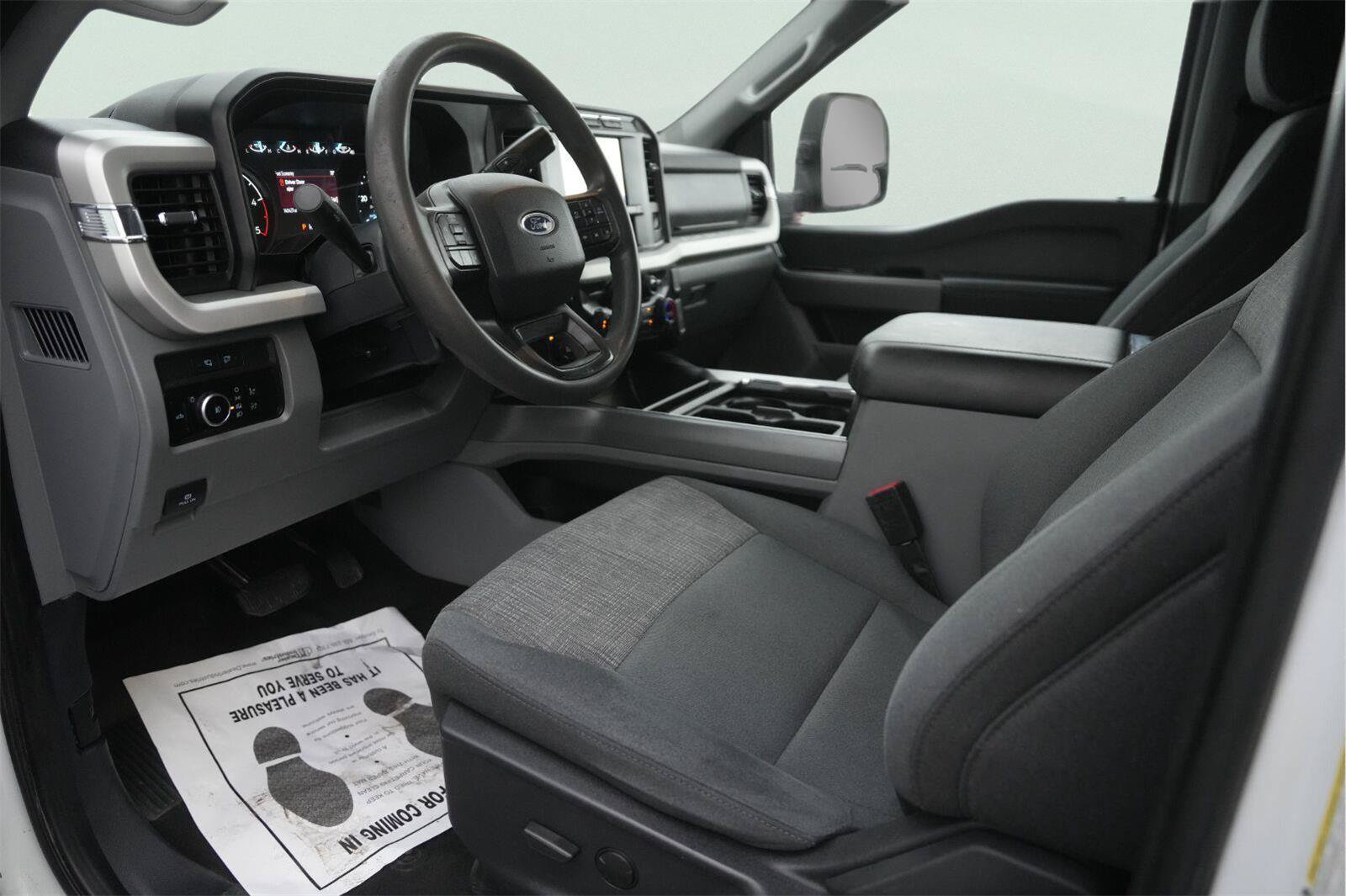 Used 2023 Ford F350 XLT w/ 360-Degree Camera Package AWD/4WD image 8