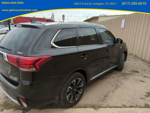 Used 2018 Mitsubishi Outlander GT image 5