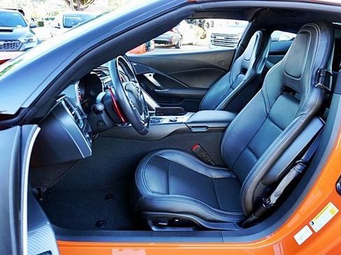 Used 2019 Chevrolet Corvette Stingray Coupe w/ 1LT RWD image 21