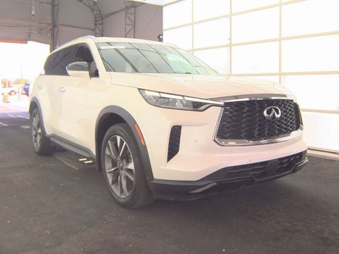 Certified 2023 INFINITI QX60 Luxe w/ Cargo Package FWD image 14