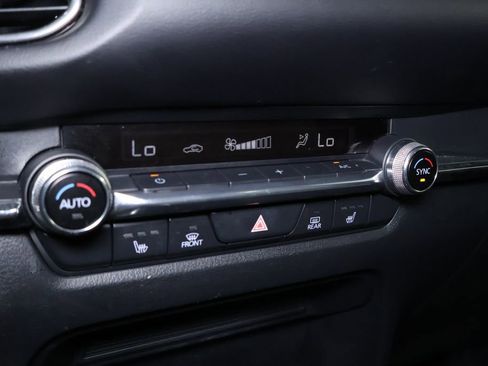 Used 2022 MAZDA CX-30 AWD 2.5 S w/ Premium Package image 32