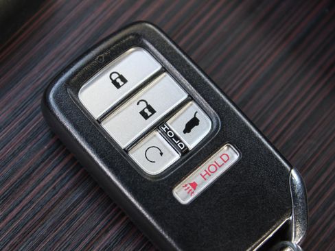 Used 2021 Honda Pilot Black Edition image 16