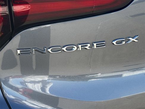 Used 2022 Buick Encore GX Preferred w/ Cold Weather Comfort Package image 12