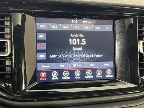 Used 2021 Dodge Durango SXT image 39