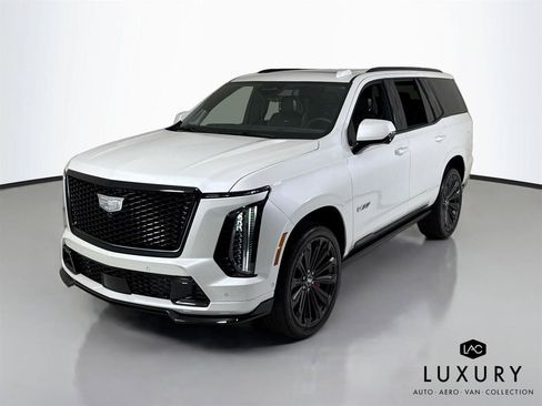 Used 2025 Cadillac Escalade V w/ LPO, Floor Liner Package AWD/4WD image 4