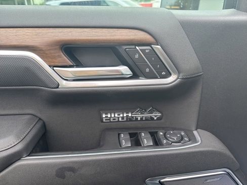 New 2026 Chevrolet Silverado 1500 High Country AWD/4WD image 19